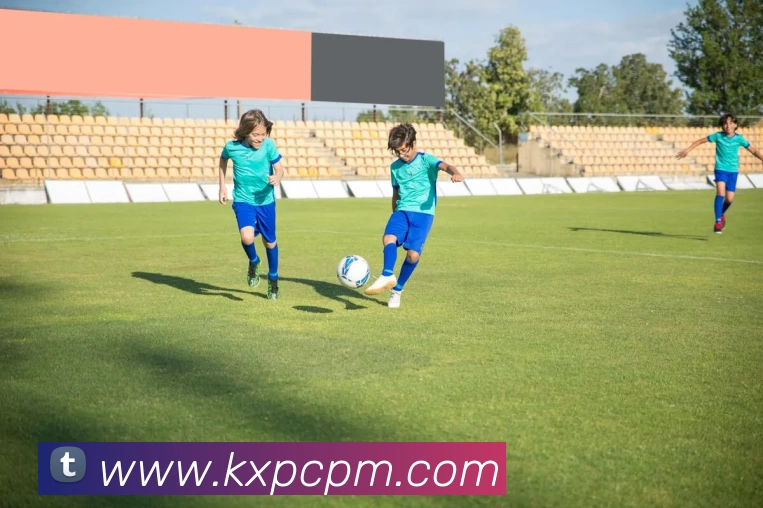 英超詹俊解说利物浦对阵曼城关键战线直播观看方法